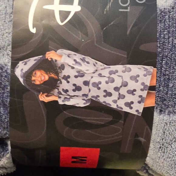 Disney Robe - Picture 1 of 2